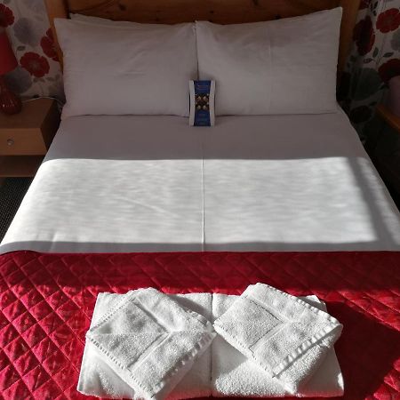 Karmary Guest House Сент-Остелл Екстер'єр фото
