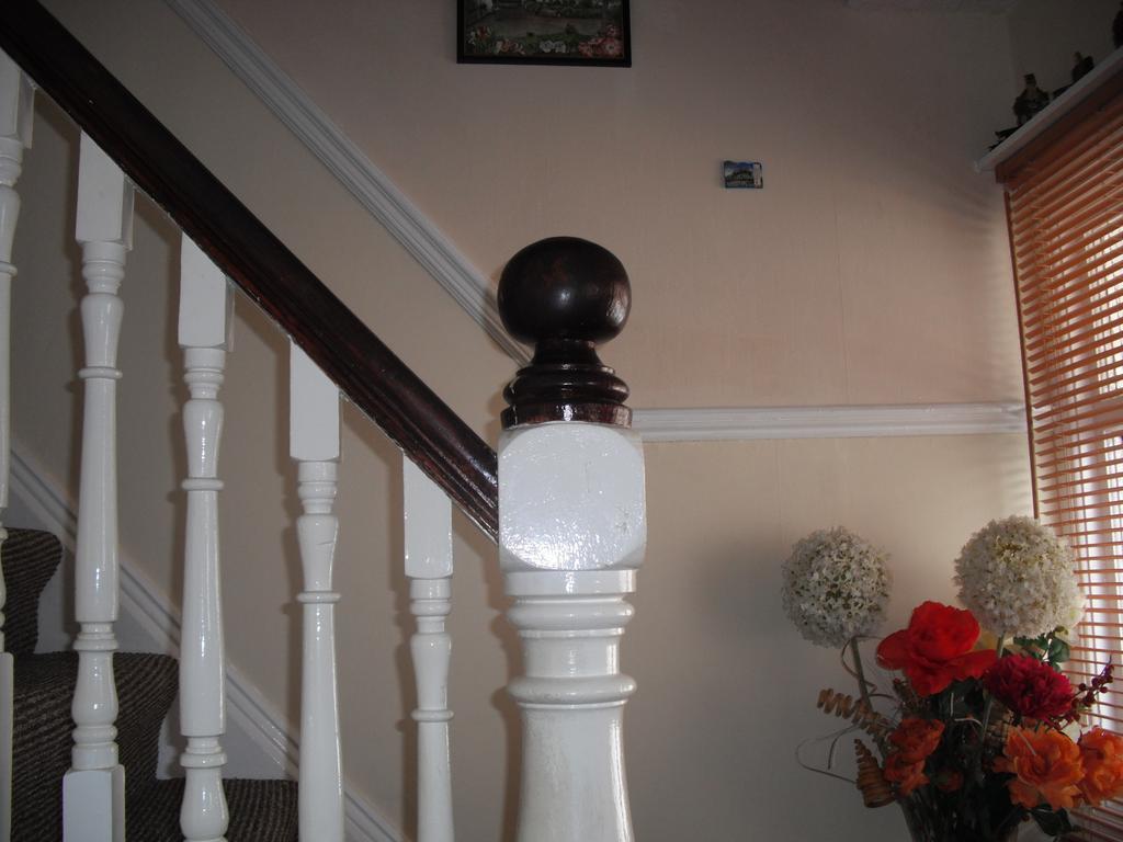 Karmary Guest House Сент-Остелл Екстер'єр фото