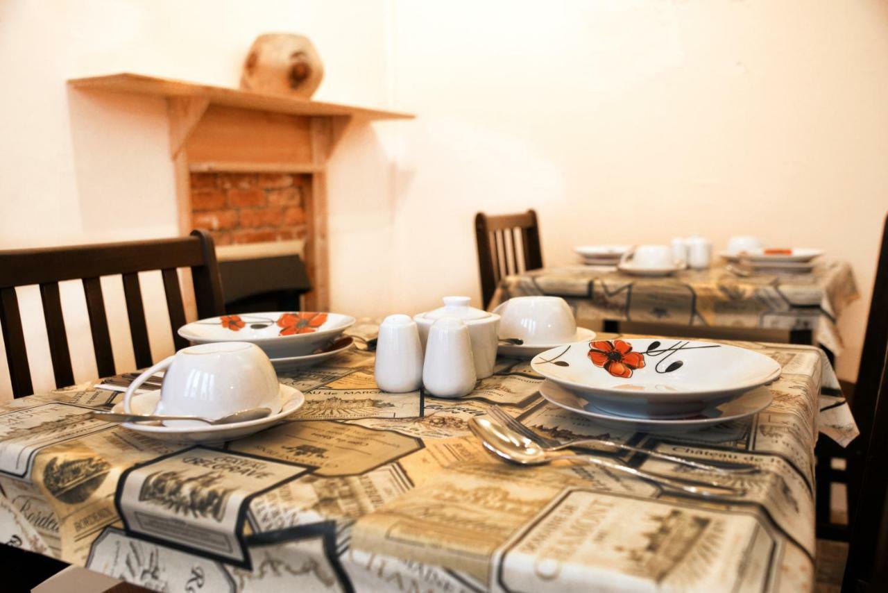 Karmary Guest House Сент-Остелл Екстер'єр фото
